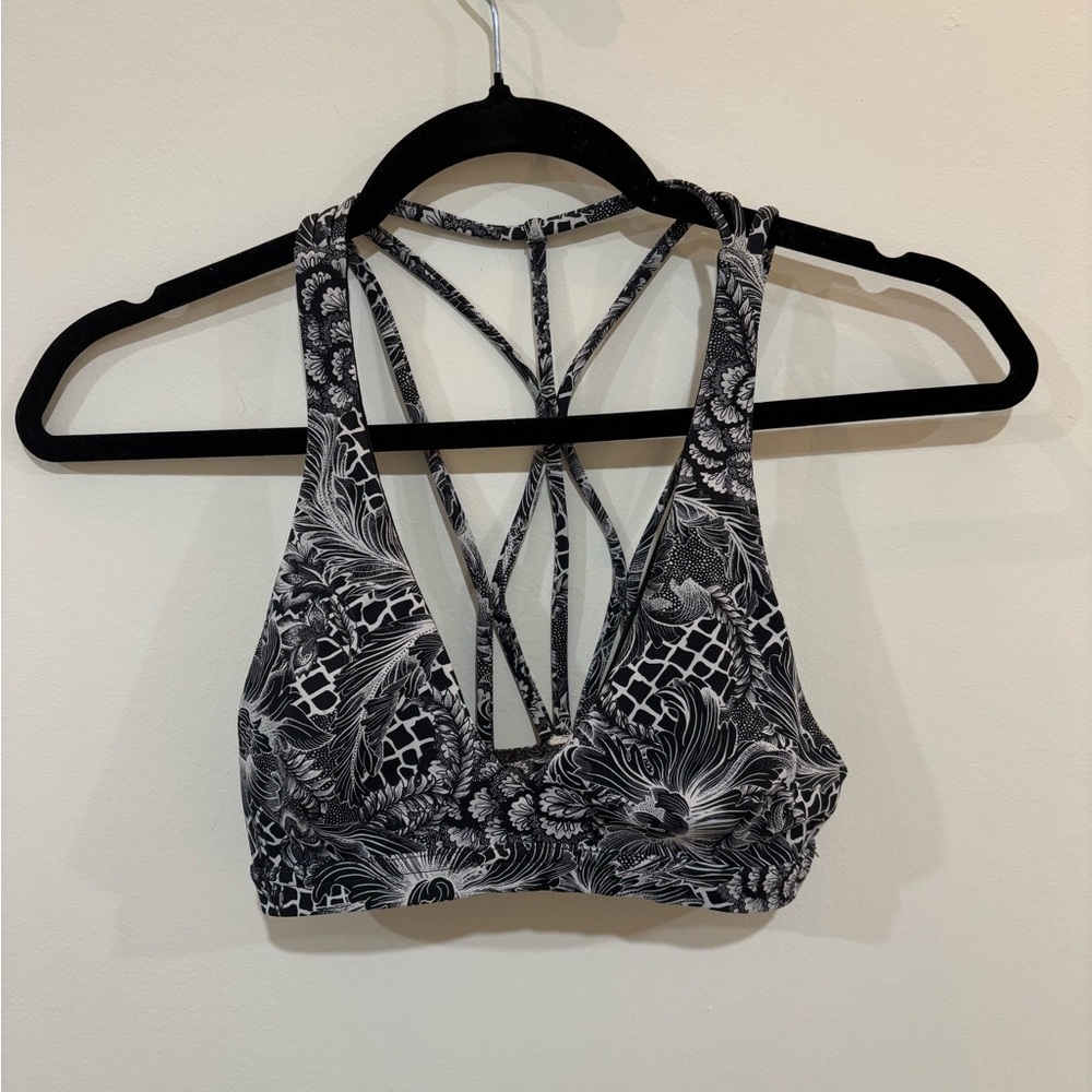 Lululemon Raise The Barre Bra